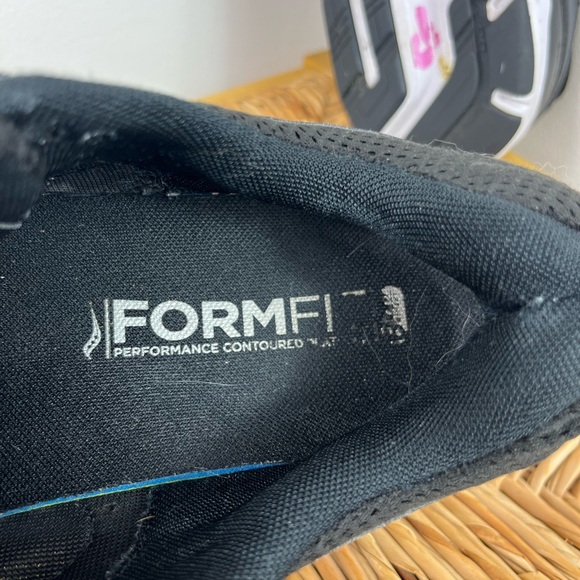 Saucony Echelon 8 Black/White Running Shoes Sz 8.5 - Picture 11 of 11